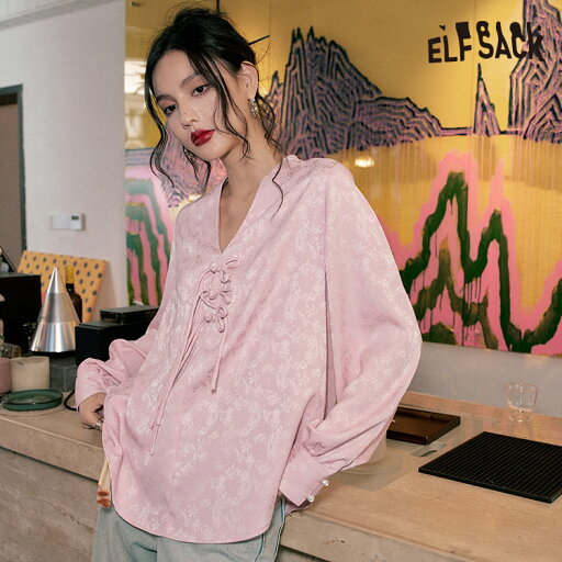 送料無料 ELFSACK レディース ブラウス エルフサック ギャル Y2K ブランド トップス シャツ チャイナボタン シャツ vネック 長袖 春 夏 きれいめ おしゃれ 可愛い カジュアル 体型カバー 30代 40代 54代 uvカット韓国 ファッション 個性的 派手 送料無料 ELFSACK レディース ブラウス エルフサック ギャル Y2K ブランド トップス シャツ チャイナボタン シャツ vネック 長袖 春 夏 きれいめ おしゃれ 可愛い カジュアル 体型カバー 30代 40代 54代 uvカット韓国 ファッション 個性的 派手