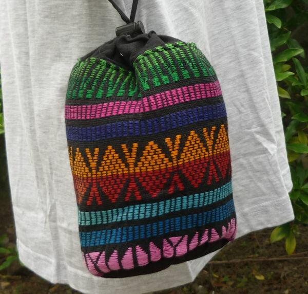 グアテマラ　民族織物　手織り　巾着バッグ　ミニショルダーバッグ　綺麗　可愛い 伝統織物　GU-014-01