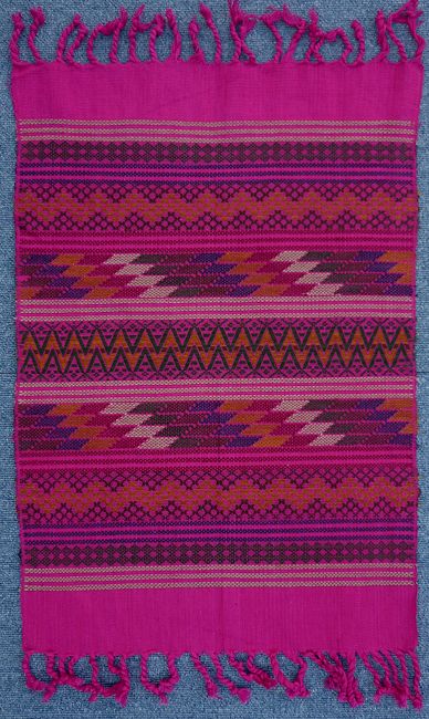 グアテマラ テーブルクロス GU-028-03 壁掛け （小） 民族織物 伝統織物 手織り 綺麗 可愛い 中米 綿　美しい ハンドメイド