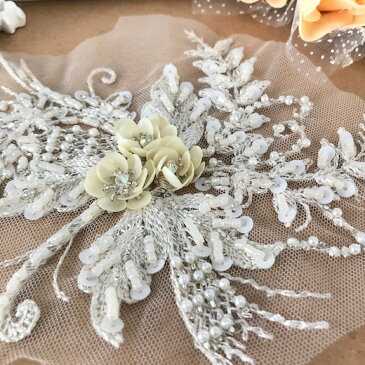 花 モチーフ 立体感 刺繍 パール付 スパンコール付き チュール モチーフ ハンドメイド 衣装 装飾 刺繍 チュール モチーフ シャンパン ハンドメイド