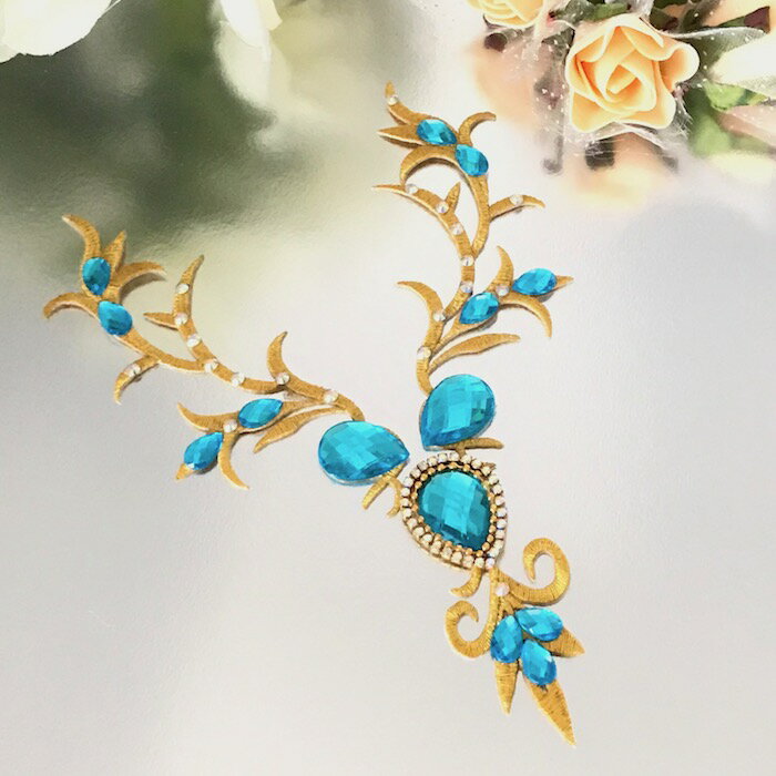 ゴールド アップリケ ネックライン モチーフ 衣装 刺繍ワッペン レオタードモチーフ アイロンワッペン アイロン接着 アップリケワッペン モチーフ 装飾 バトン...