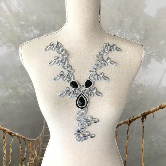 シルバー アップリケ ネックライン モチーフ 衣装 刺繍ワッペン レオタードモチーフ アイロンワッペン アイロン接着 アップリケワッペン モチーフ 装飾 バトン...