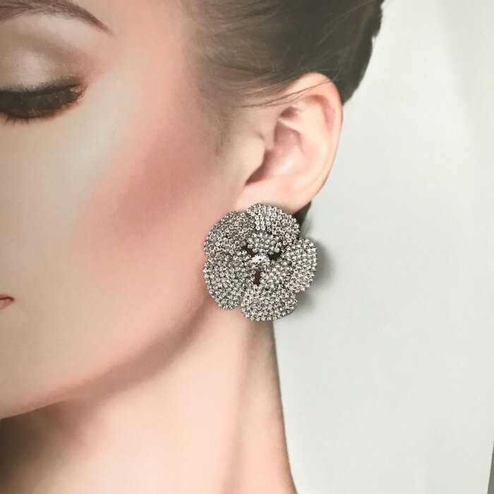 ピアス ラインストーンピアス 衣装 イヤリング 花ピアス デザインピアス 社交ダンス ベリーダンス レディース ジュエリー ブライダル パーティー ドレスアップ ダンス舞台衣装 ステージ衣装