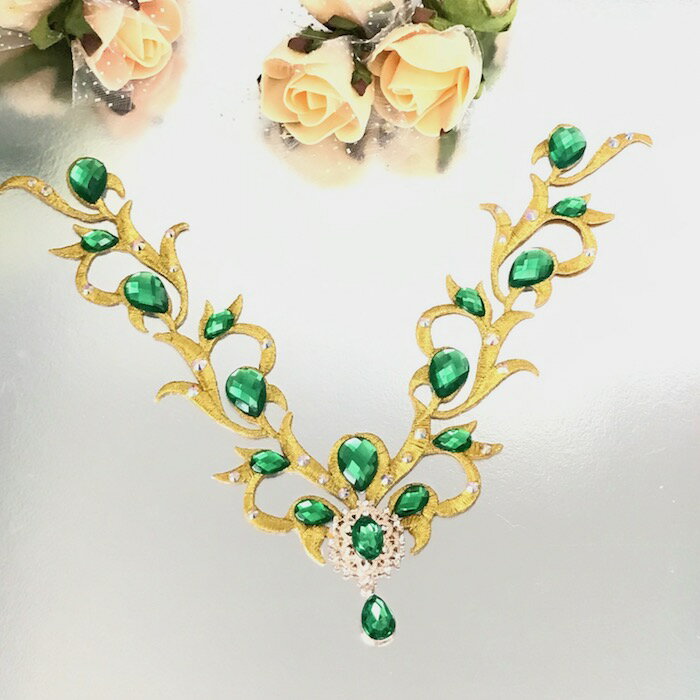 ゴールド アップリケ ネックライン モチーフ 衣装 刺繍ワッペン レオタードモチーフ アイロンワッペン アイロン接着 アップリケワッペン モチーフ 装飾 バトン...