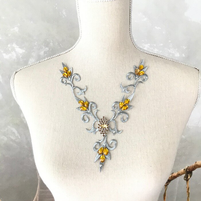 シルバー アップリケ ネックライン モチーフ 衣装 刺繍ワッペン レオタードモチーフ アイロンワッペン アイロン接着 アップリケワッペン モチーフ 装飾 バトン...