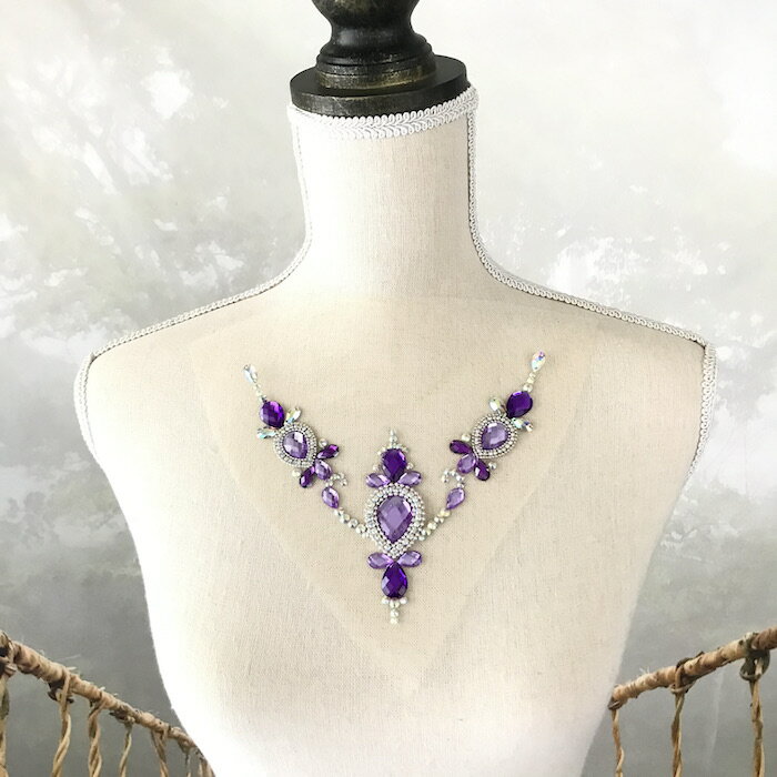 ネックライン ラインストーンモチーフ 衣装モチーフ モチーフ 衣装 バトン レオタード 花 服飾 ネックモチーフ 新体操 ダンス衣装 パープル