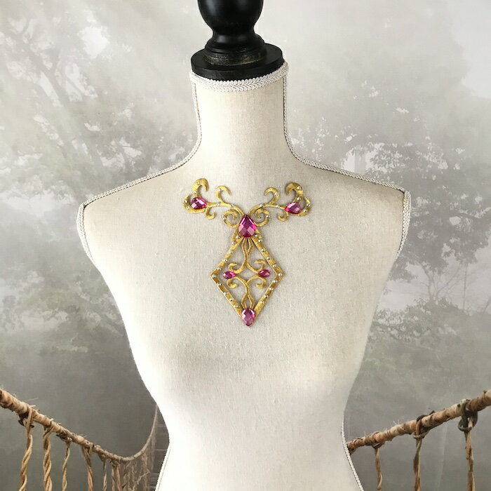 ゴールド アップリケ ネックライン モチーフ 衣装 刺繍ワッペン レオタードモチーフ アイロンワッペン アイロン接着 アップリケワッペン モチーフ 装飾 バトン...