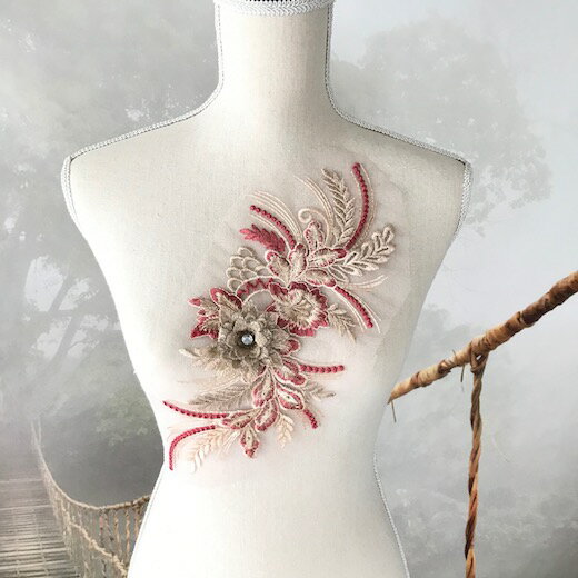 モチーフ お花 薔薇 バラモチーフ フラワー レオタード 装飾 ハンドメイド 赤 レッド ゴールド 衣装