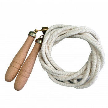 「北海道・沖縄・離島・一部地域へのお届けは別途送料を請求させていただきます。」「お客様都合でのキャンセルの場合、出荷前後にかかわらずキャンセル料などの手数料が発生いたしますので予めご了承ください。」「メーカーより取り寄せ商品のため、在庫状況によっては欠品・廃盤の可能性があります。あらかじめご了承ください。」一般トレーニング用のとびなわです。中央にビニールカバーが付いています。※長さ調節金具は付いていません。※回転式のグリップには潤滑油等を注油してご使用頂くと、より長くお使いいただけます。サイズ個装サイズ：50×50×40cm重量個装重量：2500g素材・材質ロープ:綿・金剛打仕様グリップ:回転式中央ビニールカバー入り生産国日本fk094igrjs