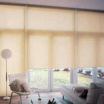 タチカワ　TIORIOティオリオ　ロールスクリーン無地防炎135×180cm　TR-3137・シナモン