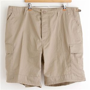 ■サイズ・色違い・関連商品■S ブラック■S タイガー■S カーキ■S カーキ[当ページ]■M ブラック■XL ブラック■M タイガー■L タイガー■XL タイガー■XS カーキ■XL カーキ■M カーキ■L カーキ■XL カーキ■XS ブラック■XL カーキ■M カーキ■XS カーキ■XS タイガー■L カーキ関連商品の検索結果一覧はこちら■商品内容アメリカ軍採用B.D.U.ショートパンツのレプリカです。「BDU」とは、バトル・ドレス・ユニフォーム（Battle Dress Uniform）の略で、米軍の迷彩服の正式名称です。本格派ならではのすぐれた機能性を存分に楽しめます。動きやすさやタフな素材は当たり前。大小合わせて6個もポケットがあり、さらに、ウェストを調正出来るベルト、尻と膝に補強布で二重に補強されているあたりはさすがです。2個の大型のカーゴポケットには釦が付いています。オールシーズン着用できる守備範囲の広さも魅力！一部リップストップの生地を採用しています。この素材は破れ伝染防止生地で、防止用糸が碁盤目の用に配置され、凹凸になっています。この凹凸が肌のべた付き感を低減する役目もしています。たっぷりあるポケットに、携帯、音楽プレーヤーなど小物を入れて持ち歩けるスグレモノ。釣り針、ルアー、ドライバーなどシーンに合わせて様々なものを自由に収納してくます。サイズ表示は大き目のアメリカサイズ表示になっていますので実寸を確かめ、充分注意して下さい。 ■商品スペック○商品名:アメリカ軍BDUカーゴショートパンツ○型番:PS081YR○カラー: カーキリップストップ○材質: 綿65% ポリエステル35% (デザートリップストップ:綿100%)○生産国:中国○サイズ:《Sサイズ》 ウエスト/約80cm 股下/約25cm 股上/約28cm ワタリ/約35cm ヒップ/約124cm※適応サイズではございません。目安となる実寸サイズとなります。○スペック:前立て/ボタン×4個 ポケット×6個ウェストアジャスターベルト付(約10cm絞れます) ベルトループ×6個○特記事項: 撮影時の状況(光の加減等)や、お客様のご自身のパソコン・モニター等の使用環境などにより、実際の商品と比較して色味が若干異なって見える場合もございます。予めご了承ください。 サイズ表示はアメリカサイズ表示になっています。実寸を御確かめの上、お買い上げ下さい。 サイズ違いによる返品・交換はお受け出来ません。予めご了承下さい。■送料・配送についての注意事項●本商品の出荷目安は【2 - 7営業日　※土日・祝除く】となります。●お取り寄せ商品のため、稀にご注文入れ違い等により欠品・遅延となる場合がございます。●本商品は仕入元より配送となるため、沖縄・離島への配送はできません。