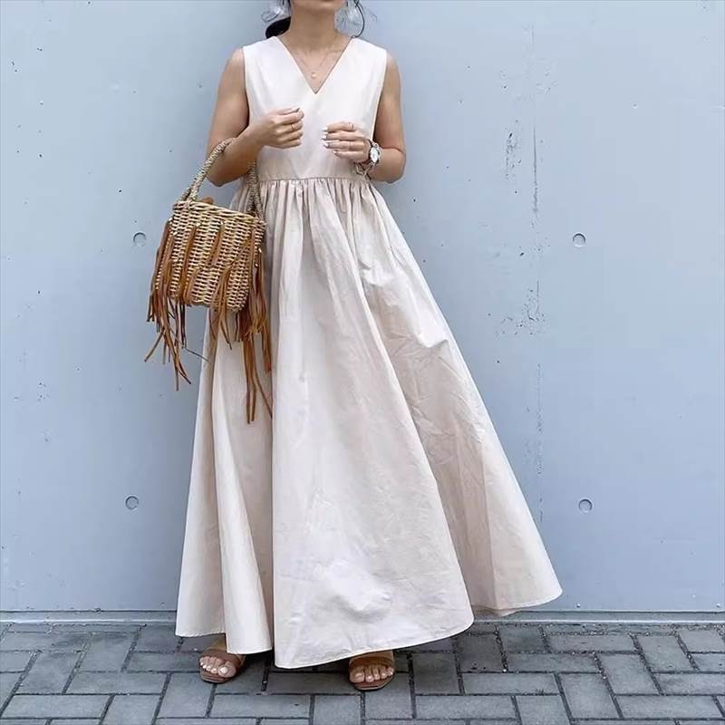 乐天商城 - ワンピース ミモレ ミモレ丈 ロング ロング丈 マキシ マキシ丈 9分丈 アンクル丈 袖なし ノースリーブ Vネック フレア Aライン 切り替えデザイン 大人可愛い きれいめ シンプル 大人 上品 おしゃれ お洒落 かっこいい 大人可愛い 大人女子 こなれ感 ラフ 主役級 存在感