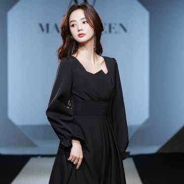乐天商城 - ワンピース マキシ丈 袖あり 長袖 襟なし スリム タイト ストレート Iライン 大人可愛い きれいめ 上品 おしゃれ かっこいい セクシー エレガント 主役級 とろみ感 無地 オールシーズン 謝恩会 二次会 10代 20代 30代 40代 レディース デート お出かけ 女子会 休日 イベント