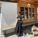 ワンピース 膝丈 ひざ丈 膝下 ミモレ ミモレ丈 袖あり 半袖 5分袖 五分袖 パフスリーブ ラウンドネック フレア かわいい 大人可愛い きれいめ シンプル 大人 おしゃれ お洒落 大人可愛い 大人女子 こなれ感 存在感 美容師 メイクアップアーティスト ネイリスト