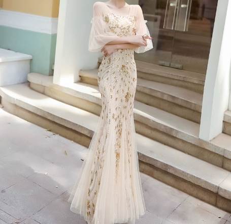 Rakuten - ボリューム袖 ロングドレス パーティードレス クイーンネック 結婚式ドレス 二次会 披露宴ドレス マーメイドライン ロング丈 スリット 細身 きれいめ 上品 おしゃれ エレガント モダン 華やか 主役級 存在感 クラシック 清楚 スタイリッシュ シースルー 女性用 シーズンレス