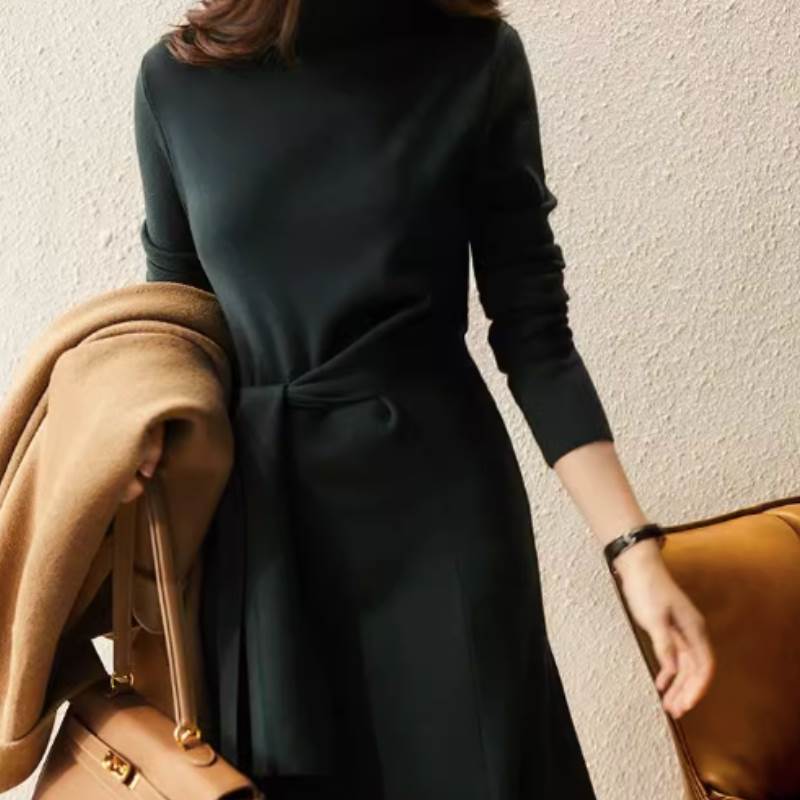 Rakuten - ワンピース ミモレ丈 袖なし Uネック スリム ストレート 大人可愛い きれいめ シンプル カジュアル 上品 おしゃれ かっこいい ラフ メンズライク ラブリー 無地 夏 10代 20代 30代 40代 50代 レディース ママ デート お出かけ 公園デビュー 女子会 普段使い 重ね着 コーデ