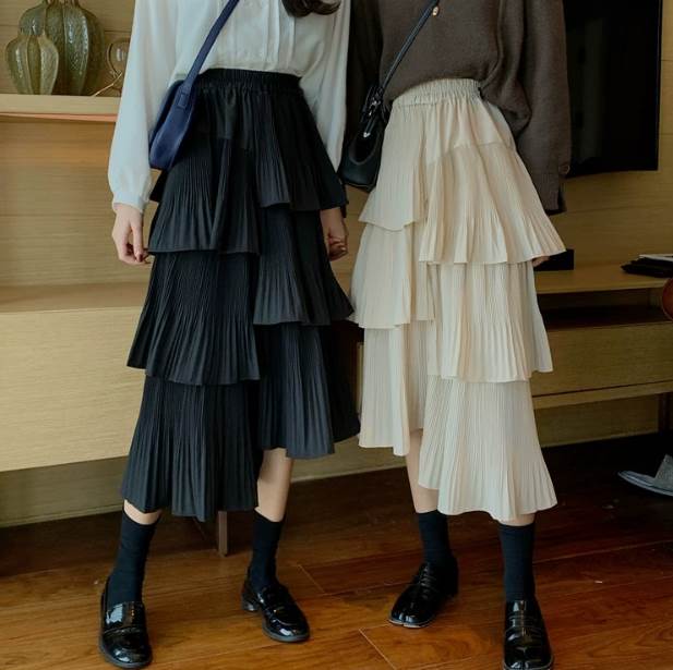 Rakuten - シフォンスカート ボトムス ロングスカート フレアスカート ロング丈 ウエストゴム 透け感 かわいい フェアリーおしゃれ ラブリー キュート ガーリー 存在感 無地 ロングシーズン 10代 20代 レディース 学生 デート お出かけ 女子会 ランチ ショッピング 休日 着回し
