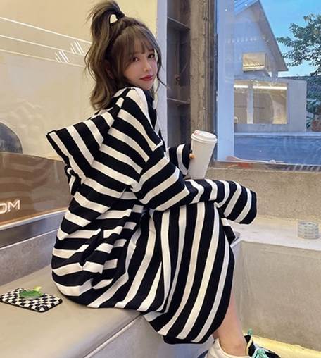 ワンピーストレーナーロング丈長袖ス...