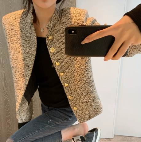 Rakuten - アウター ジャケット 上着 ミディアム丈 袖あり 長袖 ラウンドネック 襟なし ノーカラー ストレート ポケット 前開き ツイード 大人可愛い きれいめ シンプル 上品 おしゃれ 大人女子 エレガント フォーマル 春 秋 入学式 卒業式 ビジネス 通勤 お出かけ 着回し S M L