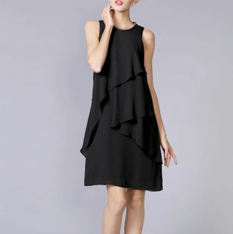 ワンピース ショート丈 ノースリーブ ラウンドネック ティアドロップバック ドレープ Aライン セミフレア 素敵 かわいい 大人可愛い きれいめ シンプル カジュアル 大人 上品 おしゃれ お洒落 大人女子 こなれ感 個性的 主役級 存在感 カクテルドレス