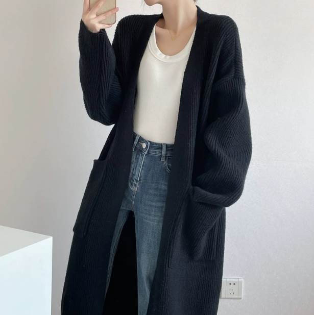 Rakuten - トップス アウター ロングカーディガン ひざ丈 長袖 襟なし ストレート 前開き 大人可愛い きれいめ 上品 おしゃれ かっこいい ルーズ 主役級 存在感 無地 春 秋 冬 ロング カーディガン レディース 学生 デート お出かけ 公園デビュー 女子会 休日 イベント 楽ちん 防寒