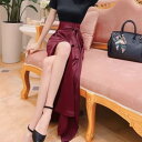 トップス スカート ロングスカート かわいい 大人可愛い きれいめ シンプル カジュアル 大人 上品 おしゃれ お洒落 大人女子 こなれ感 個性的 主役級 存在感 美容師 メイクアップアーティスト ネイリスト アパレルスタッフ 美容部員 エステティシャン コーディネーター 通訳