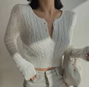 トップス ニットソー セーター ショート丈 長袖 スリム 細身 かわいい 大人可愛い きれいめ シンプル カジュアル 大人 上品 おしゃれ お洒落 大人女子 こなれ感 個性的 主役級 存在感 美容師 メイクアップアーティスト ネイリスト アパレルスタッフ 美容部員
