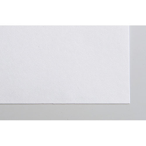 美術・画材・書道水彩絵具や墨、クレヨン、鉛筆ののり発色等がよく、表面は柔軟性に優れ、水彩画、墨絵、イラストレーションなどオールマイティーに使えます。紙色は白でほどよくにじみ止めをしてある学校用画用紙です。水彩絵具、クレヨン、クレパス、鉛筆ののりも良いです。商品サイズ(単位mm):380×270mm斤量:#200 セット内容:100枚 重量(g):2000g 材質:再生紙・古紙含有率70% 包装サイズ:380x270x35mm