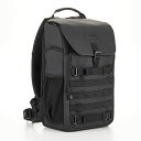 Axis v2 LT 20L Backpack前面MOLLE対応のデザインが印象的なTENBA Axisシリーズより、機動性が向上した小型モデル。TENBA Axis V2は、その名の通り、フィールドワークにおける軸(Axis)として、フォトグラファーを支え続けます。内寸(約)カメラ収納部 : 横幅28×高さ43×奥行15cm 外寸(約) : 横幅30×高さ47×奥行23cm 製品重量(約) : 1.5kg 収納例 : ミラーレス/一眼レフ1-2台 + レンズ5-7本(70-200mmf2.8)+ノートPC16インチ(40cm)/ MacBookPro16 AirTagポケット付き レインカバー付属 カラー : ブラック 原産国 : 中国Axis v2 LT 20L Backpack