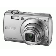 ★☆安心・確実☆是非、ショップ内「お客様の声」をご覧下さい。★☆FUJIFILM　FinePix F100fd ダークシルバー