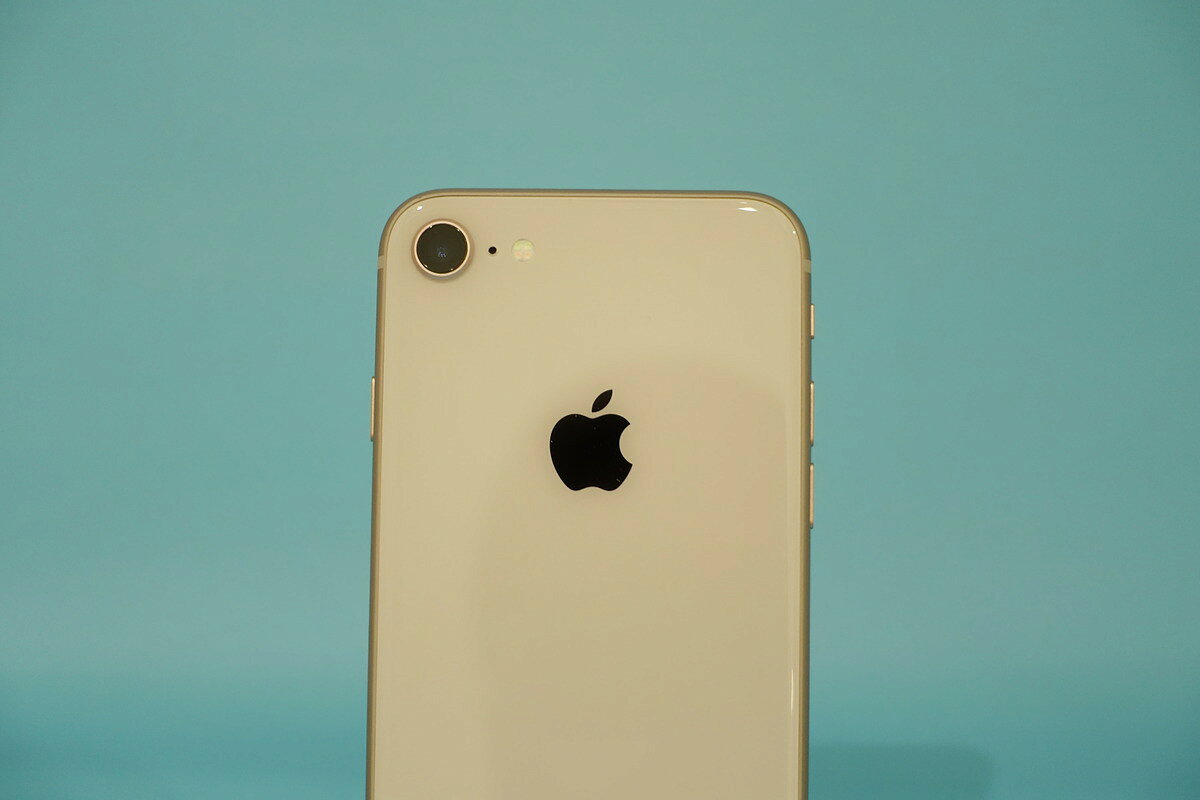 Apple iPhone 8 64GB ゴールド SIMフリー ：カメラのキタムラ 