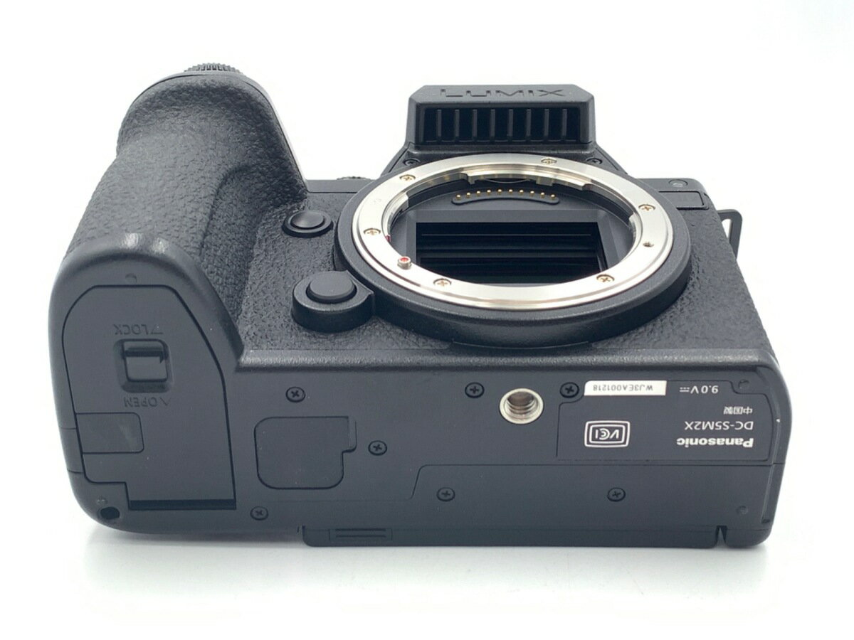 【中古】（非常に良い）OLYMPUS 防水デジタルカメラ TOUGH TG-310 ホワイト 3m防水 1.5m耐落下衝撃 -10℃耐低温 1400万画素 3.6倍光学ズーム 2.7型液晶 TG-310 WHT