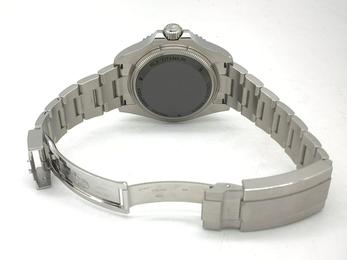カメラのキタムラの【中古】 【新品同様】 ロレックス(ROLEX) シードゥエラー ディープシー ブルー 136660 ステンレス 【1年保証】｜アングル2