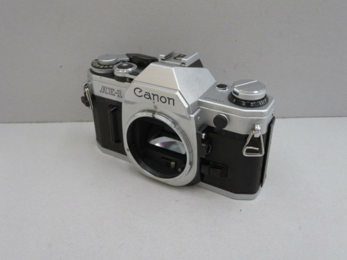 【中古】 【並品】 キヤノン AE-1 ボディ シルバー 【フィルムカメラ】