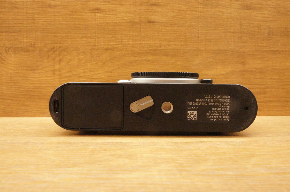 【中古】 【良品】 ライカ M EV1 ボディ...の紹介画像3