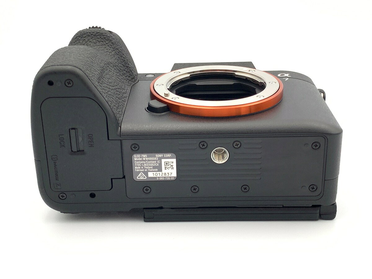カメラのキタムラの【中古】 【美品】 ソニー α7 V ボディ [ILCE-7M5] 【ミラーレス一眼】 【6ヶ月保証】｜アングル3