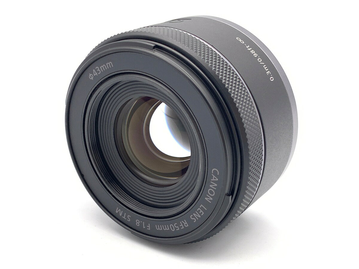 カメラのキタムラの【中古】 【美品】 キヤノン RF50mm F1.8 STM 【交換レンズ】 【6ヶ月保証】｜アングル3