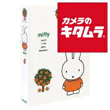 【製品特徴】■ビッグな収納量の1PLポケットアルバム■台紙にコメントが書けるスペース付きのアルバム■A4サイズと同じ大きさで収納しやすいスリップケース入り【製品仕様】●サイズ：タテ293mm×ヨコ211mm×背巾55mm●質量：780g（ス...