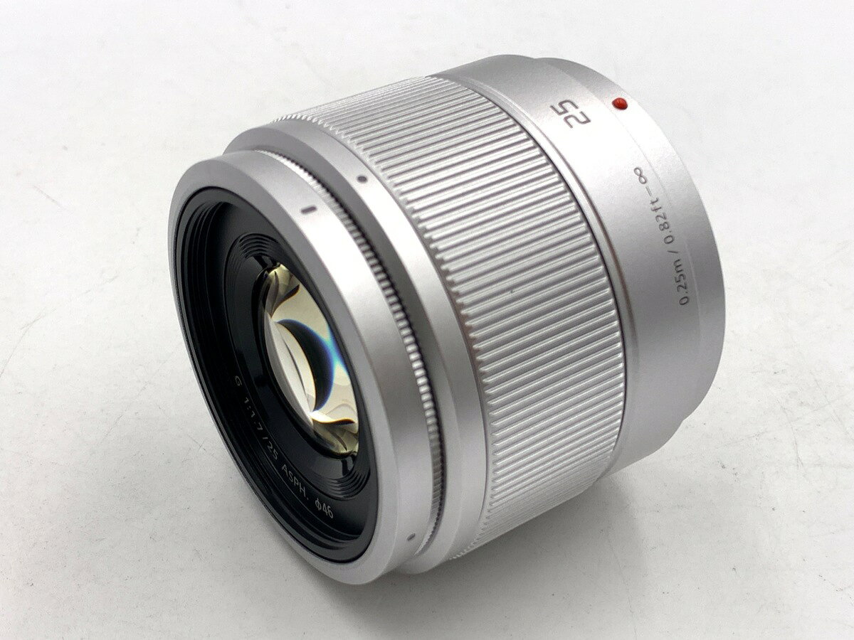 カメラのキタムラの【中古】 【良品】 パナソニック LUMIX G 25mm F1.7 ASPH. [H-H025S] シルバー 【交換レンズ】 【6ヶ月保証】｜アングル3