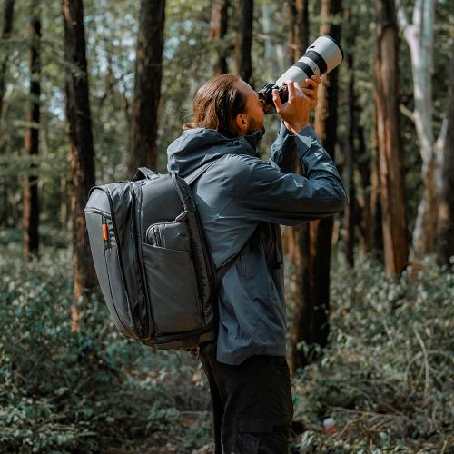 PGYTECH P-CB-180 Roller Camera Backpack　スペースブラック emedama-11069219 カメラのキタムラ サンプル画像2