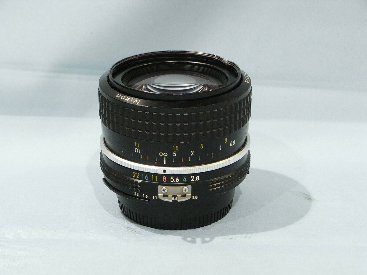   ニコン Ai Nikkor 28mm F2.8  