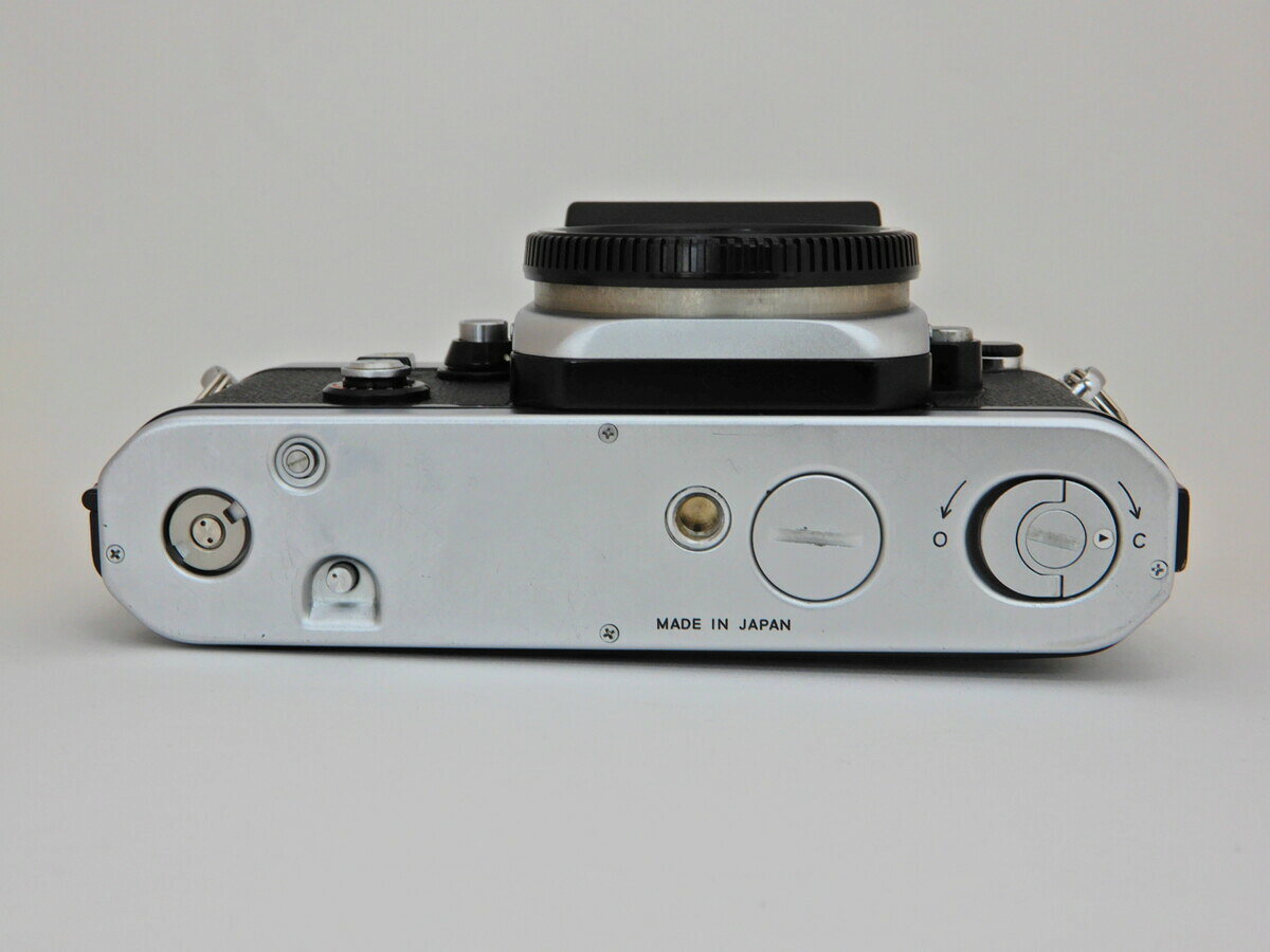 カメラのキタムラの【中古】 【並品】 ニコン F2 フォトミックA ボディ シルバー 【フィルムカメラ】｜アングル3