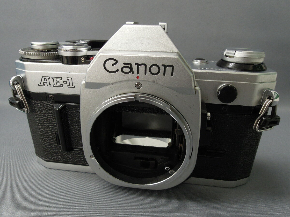 【中古】 【並品】 キヤノン AE-1 ボディ シルバー 【フィルムカメラ】