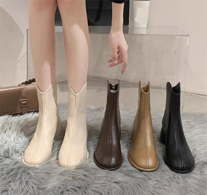 レディースカジュアル ショート丈 ブーツ ミドルヒール ブーツ チャンキーヒール ストレッチブーツ 歩きやすい ファスナー付き