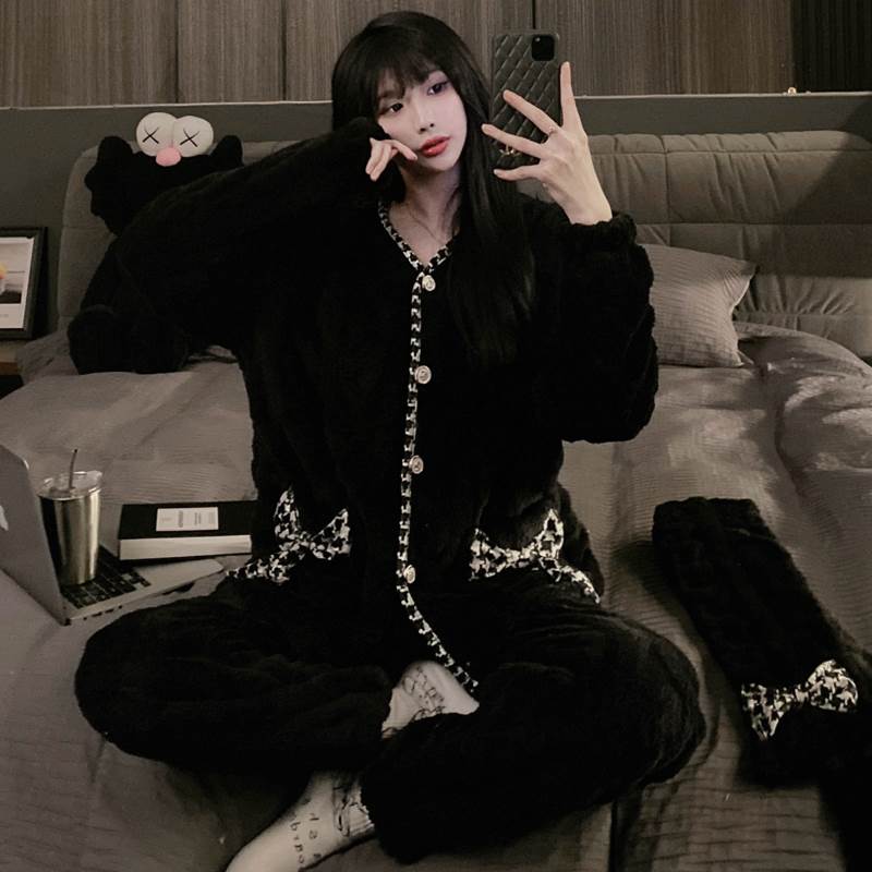レディー 部屋着 パジャマ 冬 秋 リボン 千鳥格子 ホワイト ブラック かわいい 白 黒 パンツ 上下セット ルームウェア もこもこ