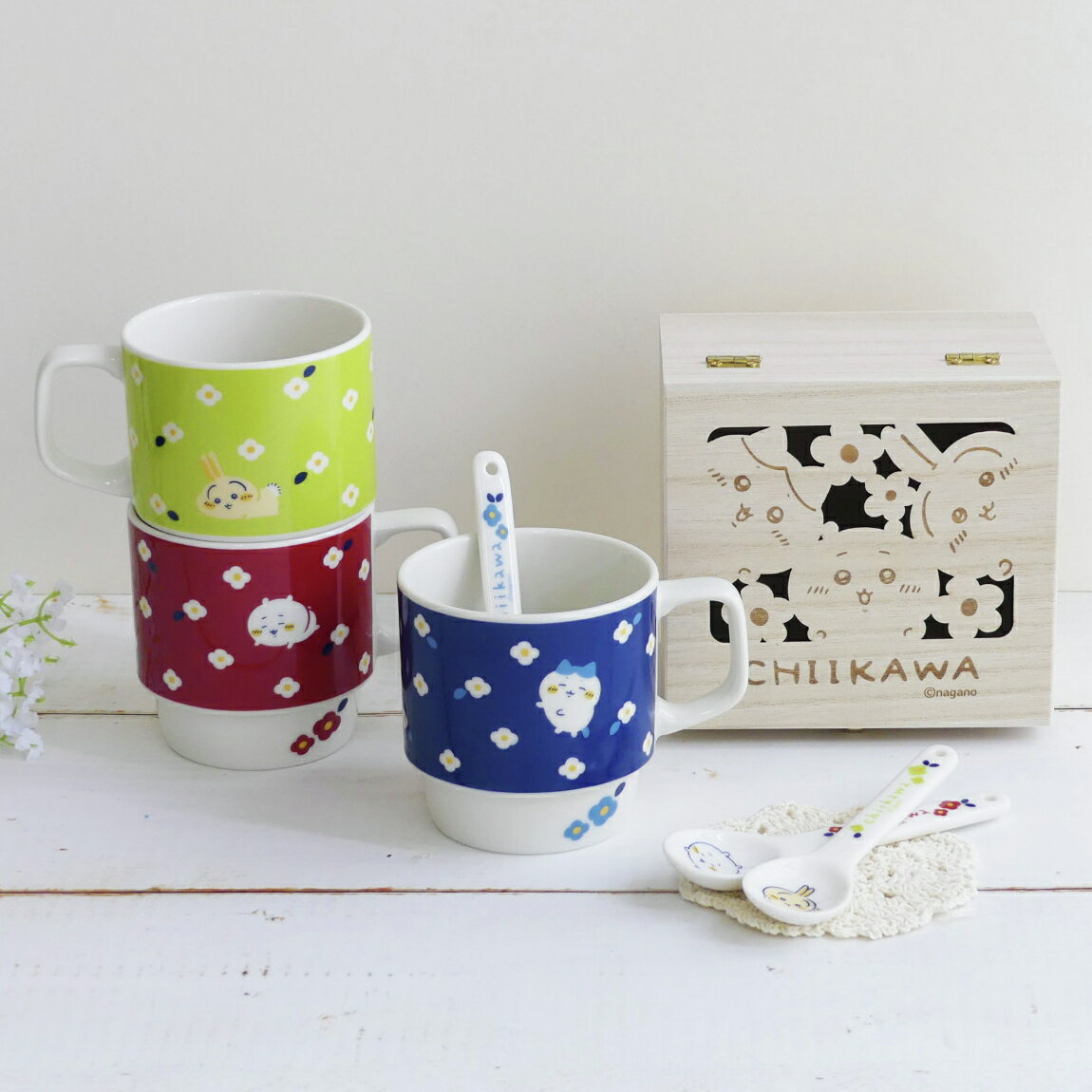 ちいかわ フラワーガーデン 木箱入り マグ 【 ちいかわ ハチワレ うさぎ】