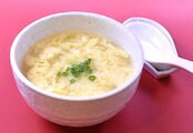 【本州 2本 送料無料】鶏ガラスープ（顆粒）500g×2本　合計1kg　平和食品工業 ISK 北海道・四国・九州行きは追加送料220円かかります。鶏ガラスープの素
