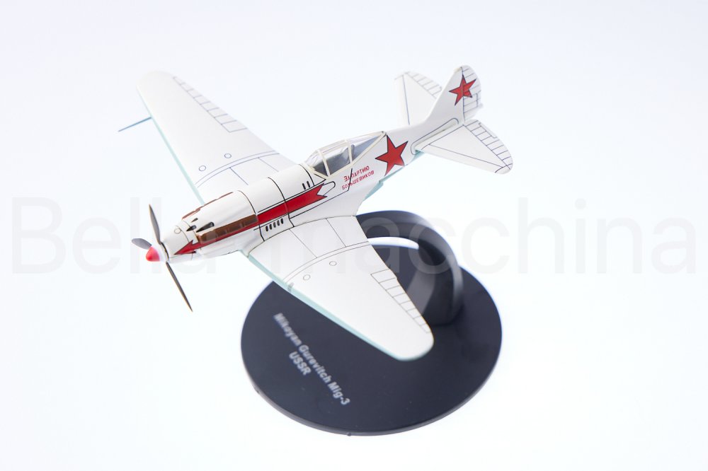 ソビエト空軍 ミグ 戦闘機 ダイキャスト モデル 1/72 MIG-3 ミコヤン・グレヴィッチ USSR 1942 塗装済..
