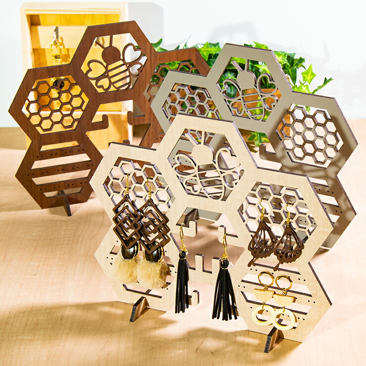 ★10%OFF★ アクセサリースタンド 3色から選べる ピアススタンド 木製 日本製 ジュエリースタンド イヤリング ネックレス おしゃれ レーザー加工 雑貨 ...