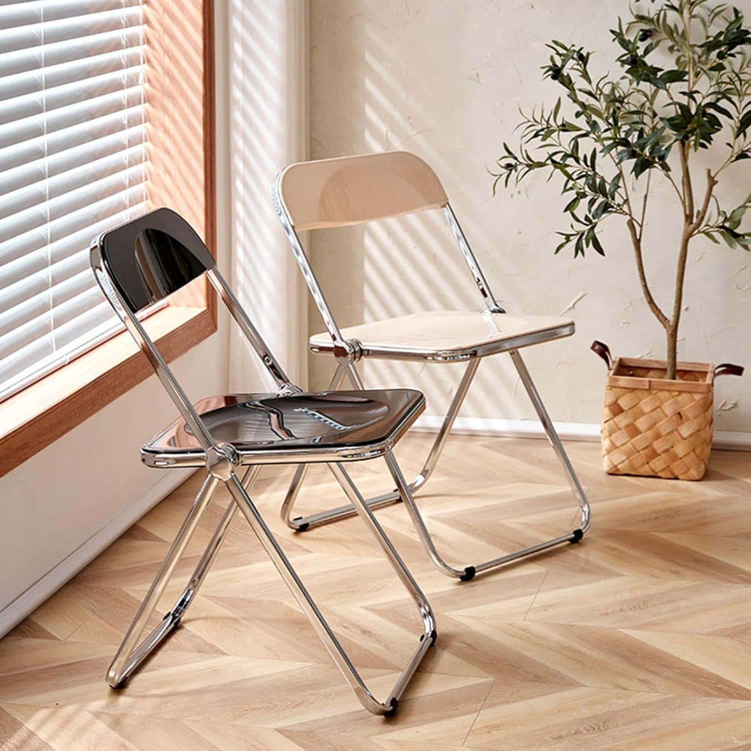 透明 折り畳みチェア 軽量 コンパクト収納 滑り止めゴム足 組み立て不要 オフィス 椅子 食卓 会議 リビ..